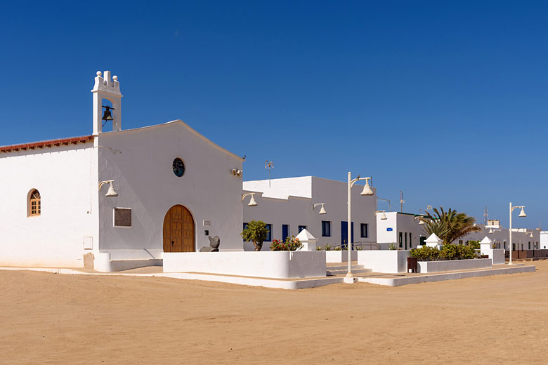 The village of Caleta del Sebo on La Graciosa