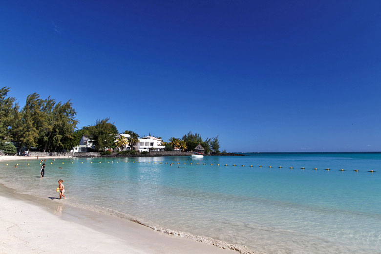 Mauritius in July, Peyrébère Beach