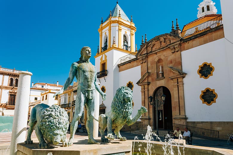 The famous Plaza del Socorro fountain in Ronda