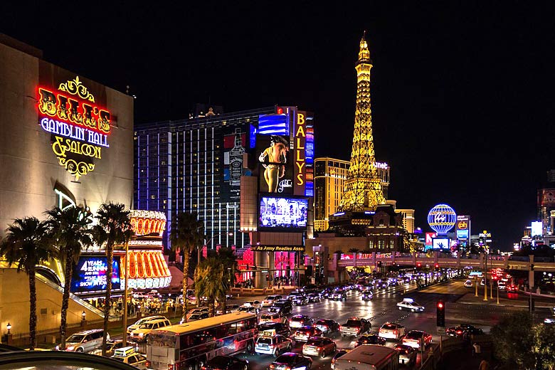 Warm evening on the Las Vegas strip